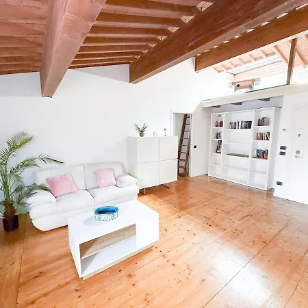 Sky View Residenza - Piazza Erbe Verona