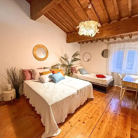 At Piazza Erbe Skyline View Free Parking Apartment